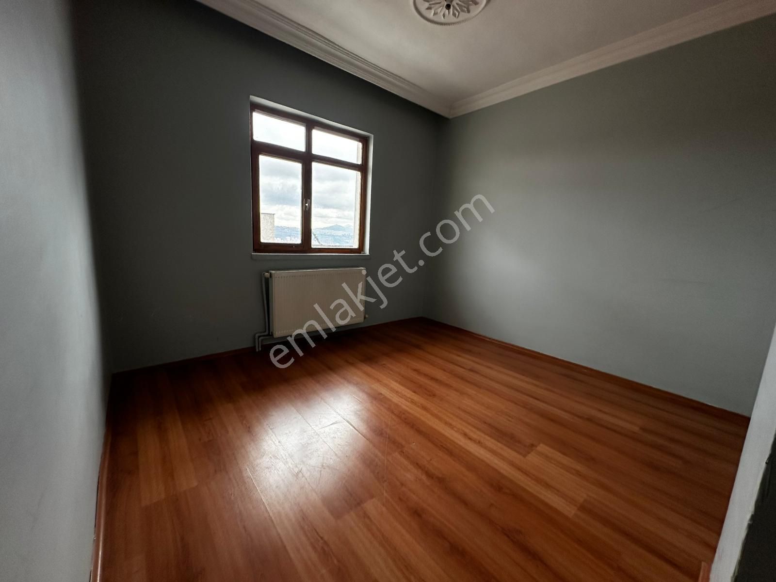 Osmangazi Ana Cadde Yanı Üst Katta 3+1 Kiralık Daire - Görsel 16