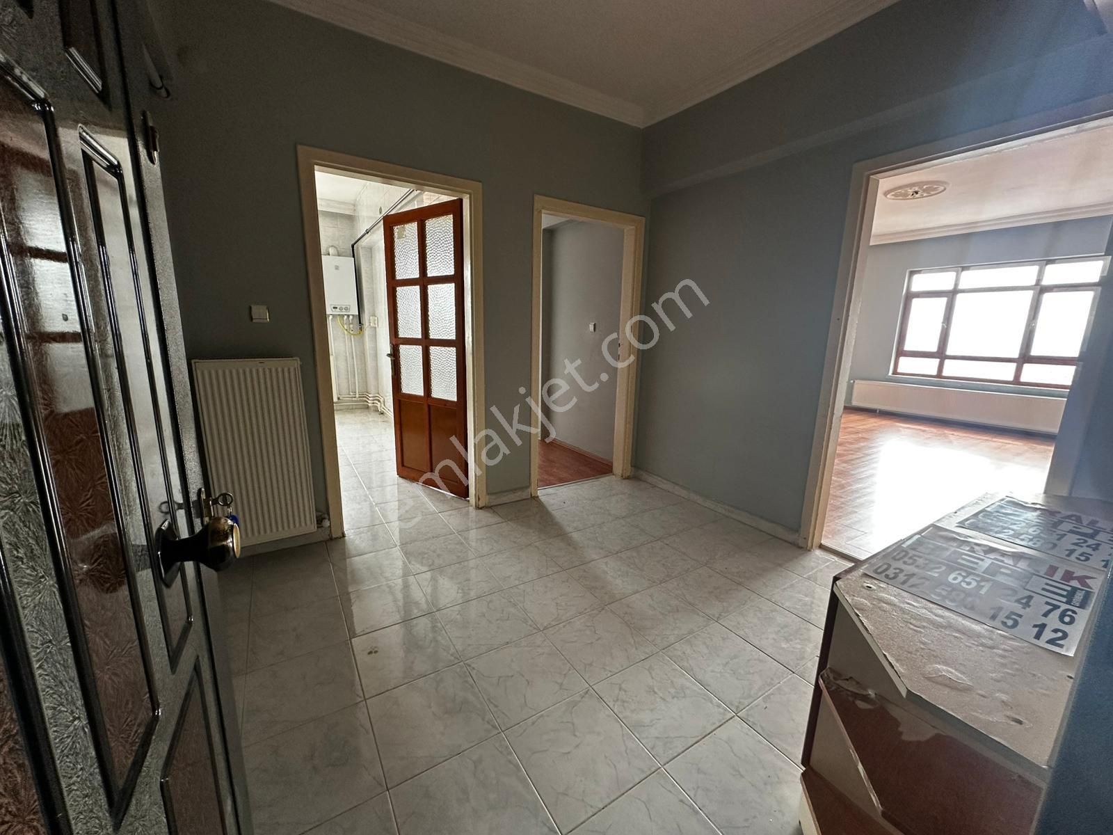 Osmangazi Ana Cadde Yanı Üst Katta 3+1 Kiralık Daire - Görsel 6