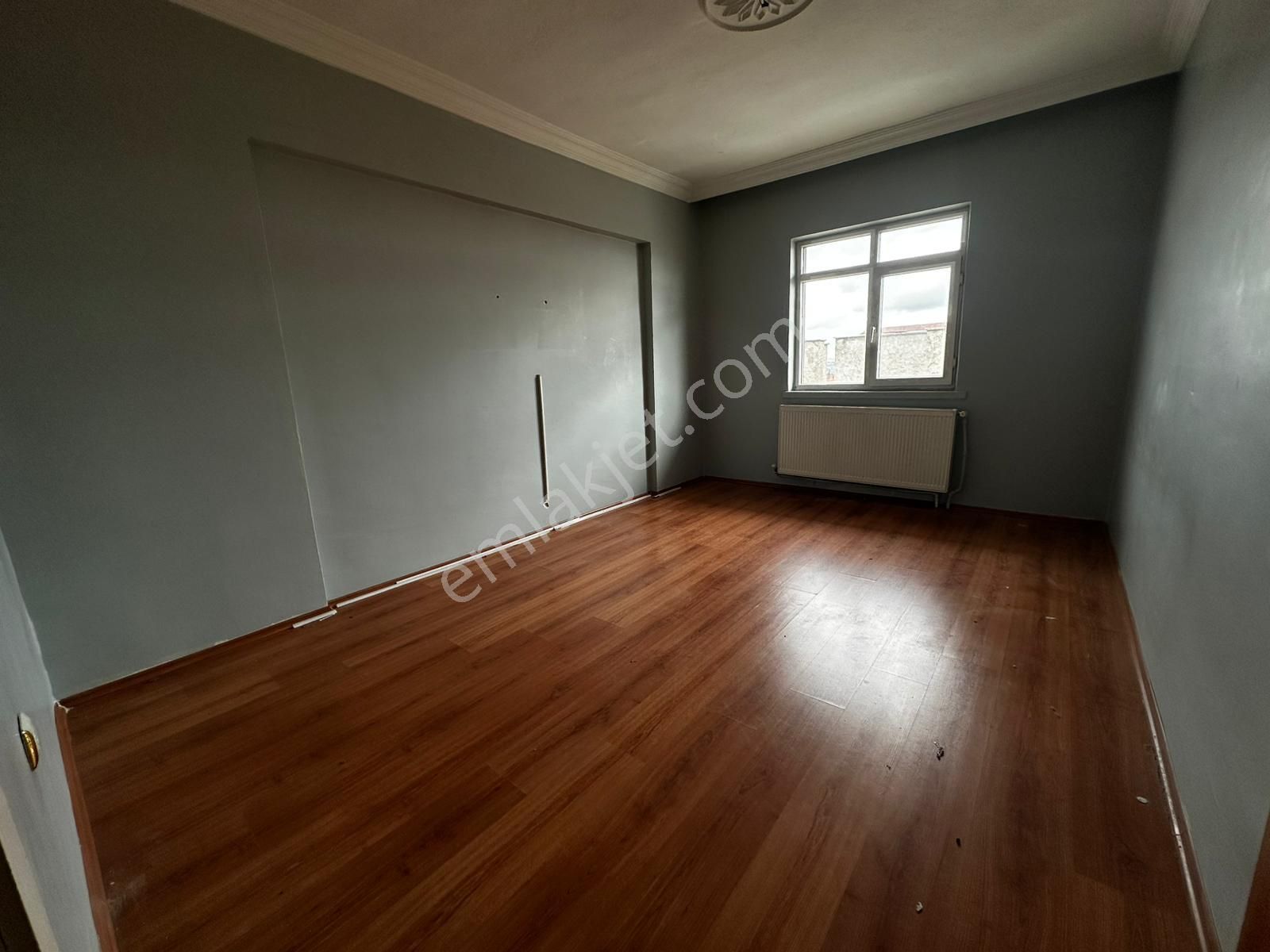 Osmangazi Ana Cadde Yanı Üst Katta 3+1 Kiralık Daire - Görsel 11