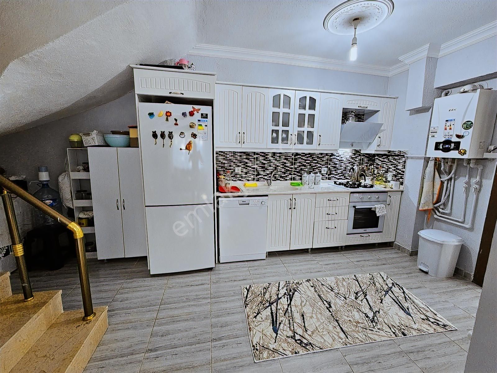 Deniz'den 3+1 Merkezi Konumda,ebeveyn Banyolu,denize Yakın Villa - Görsel 26