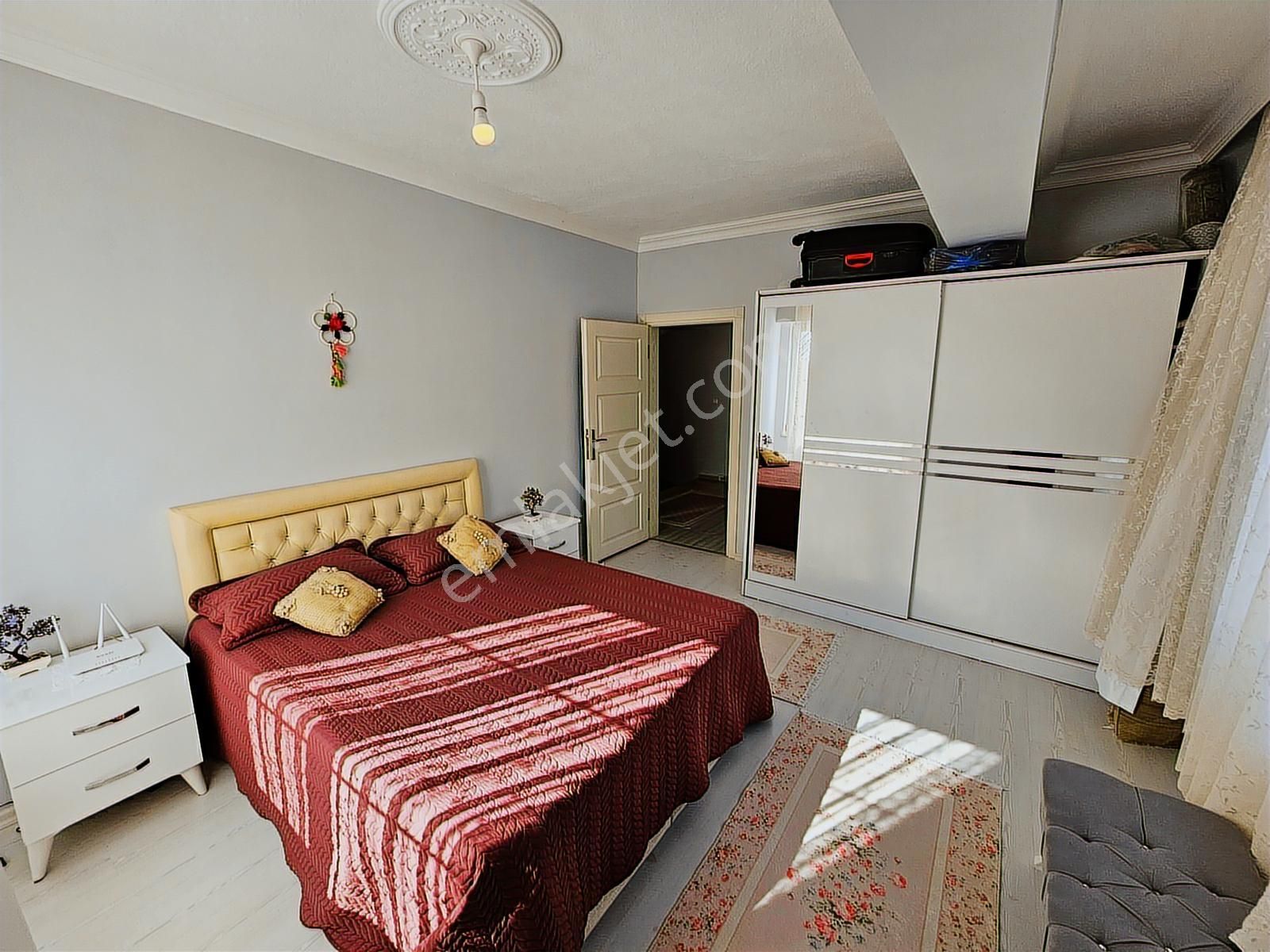 Deniz'den 3+1 Merkezi Konumda,ebeveyn Banyolu,denize Yakın Villa - Görsel 20