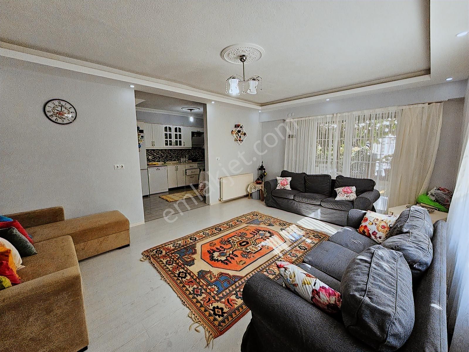 Deniz'den 3+1 Merkezi Konumda,ebeveyn Banyolu,denize Yakın Villa - Görsel 29