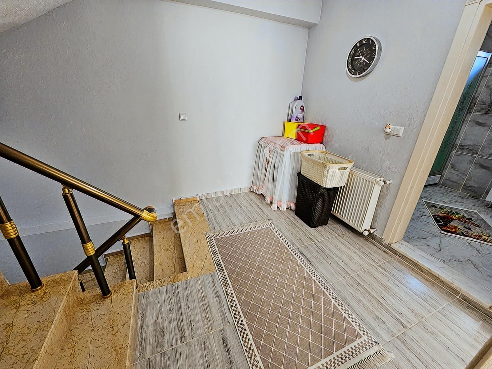 Deniz'den 3+1 Merkezi Konumda,ebeveyn Banyolu,denize Yakın Villa - Görsel 11