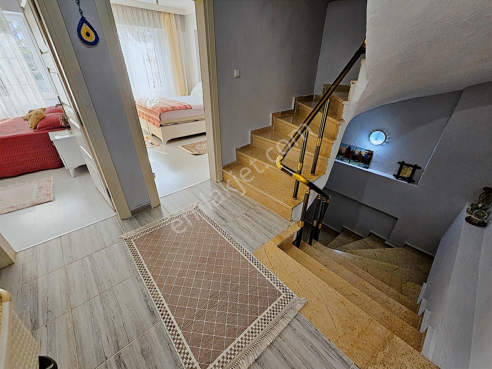 Deniz'den 3+1 Merkezi Konumda,ebeveyn Banyolu,denize Yakın Villa - Görsel 15