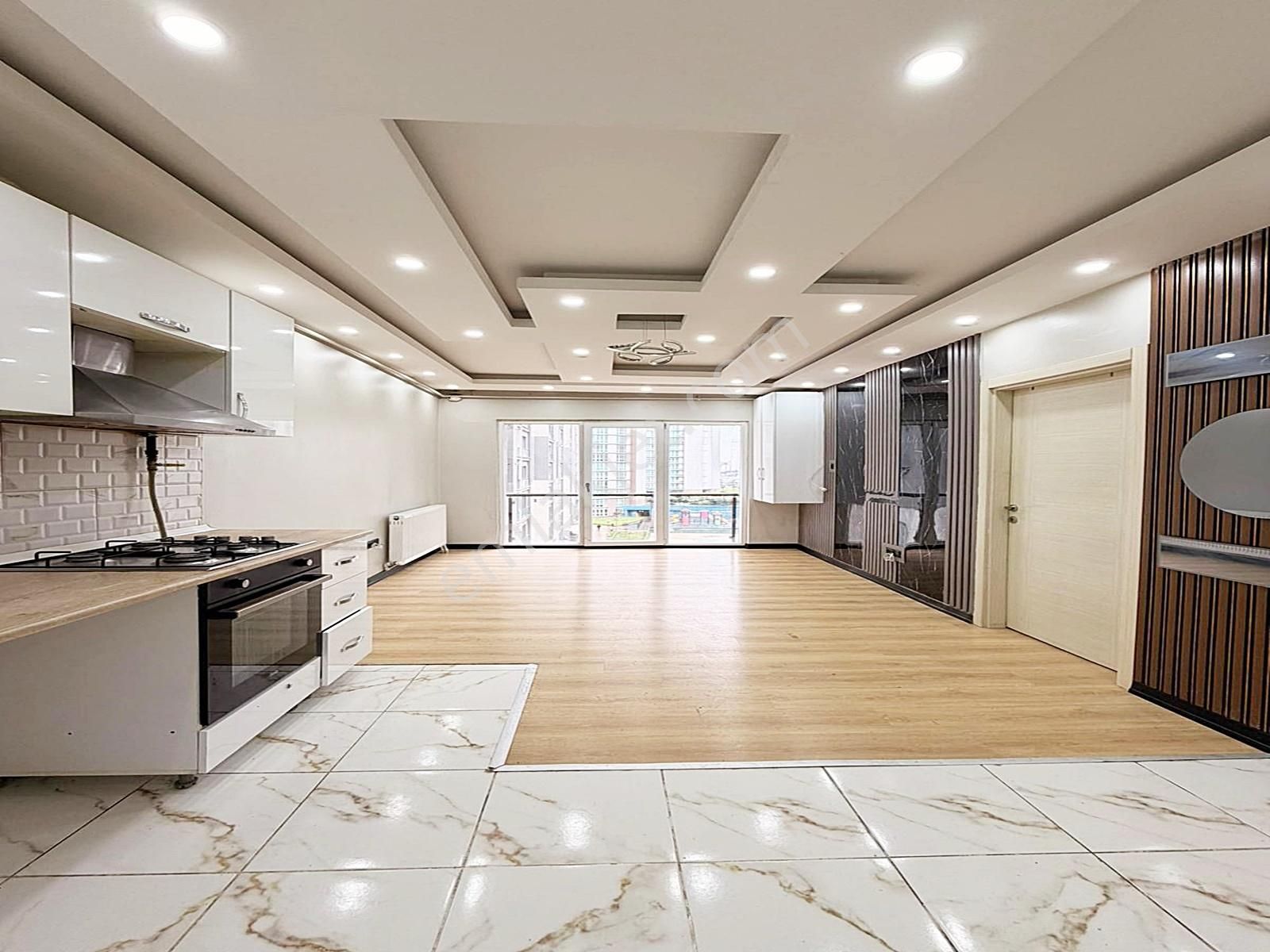 Site İçinde Yüksek Kira Garantili !! Havuz Cephe 1+1 Daire - Görsel 10