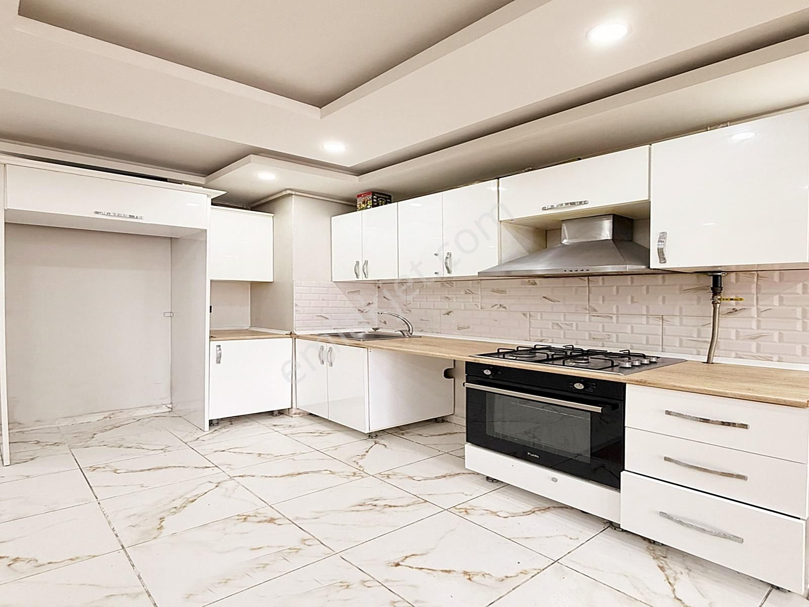 Site İçinde Yüksek Kira Garantili !! Havuz Cephe 1+1 Daire - Görsel 23