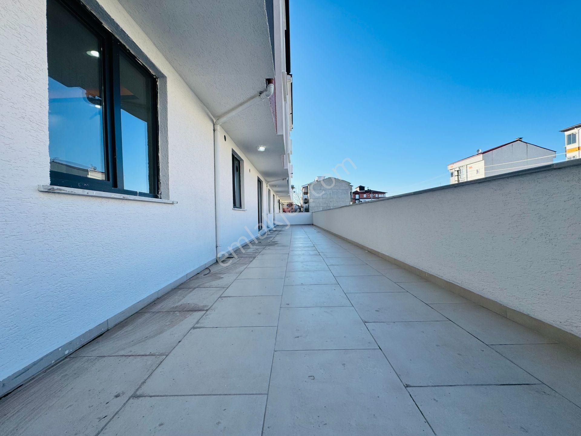 Güven'den Kapaklı'da Servislere Yakın Teraslı Kiralık 1+1 Daire - Görsel 13