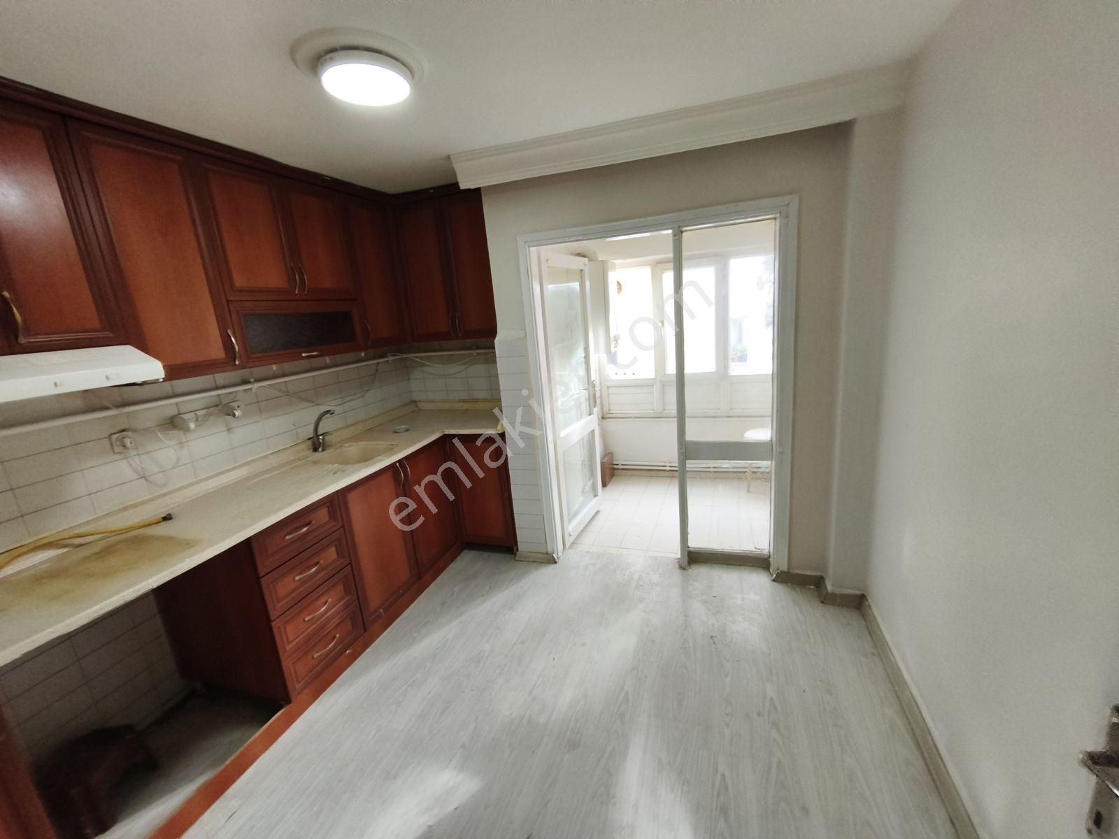 Eyüpsultan Akşemsettin De Kiralık 3+1 Daire - Görsel 23