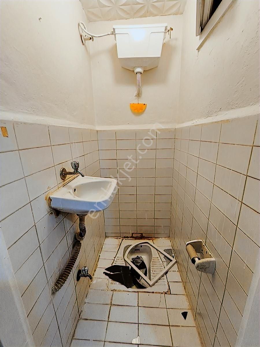 Eyüpsultan Akşemsettin De Kiralık 3+1 Daire - Görsel 2