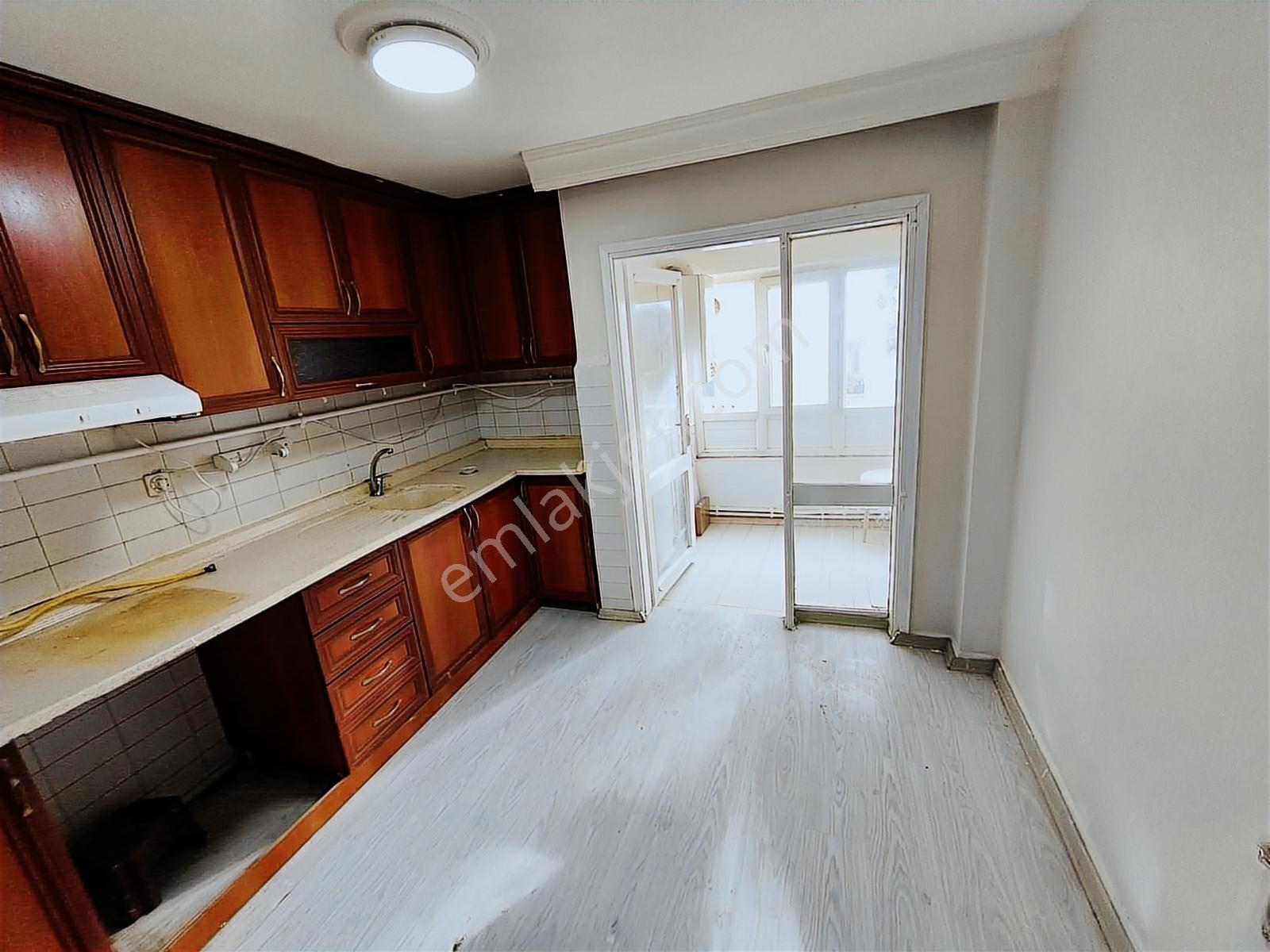 Eyüpsultan Akşemsettin De Kiralık 3+1 Daire - Görsel 25