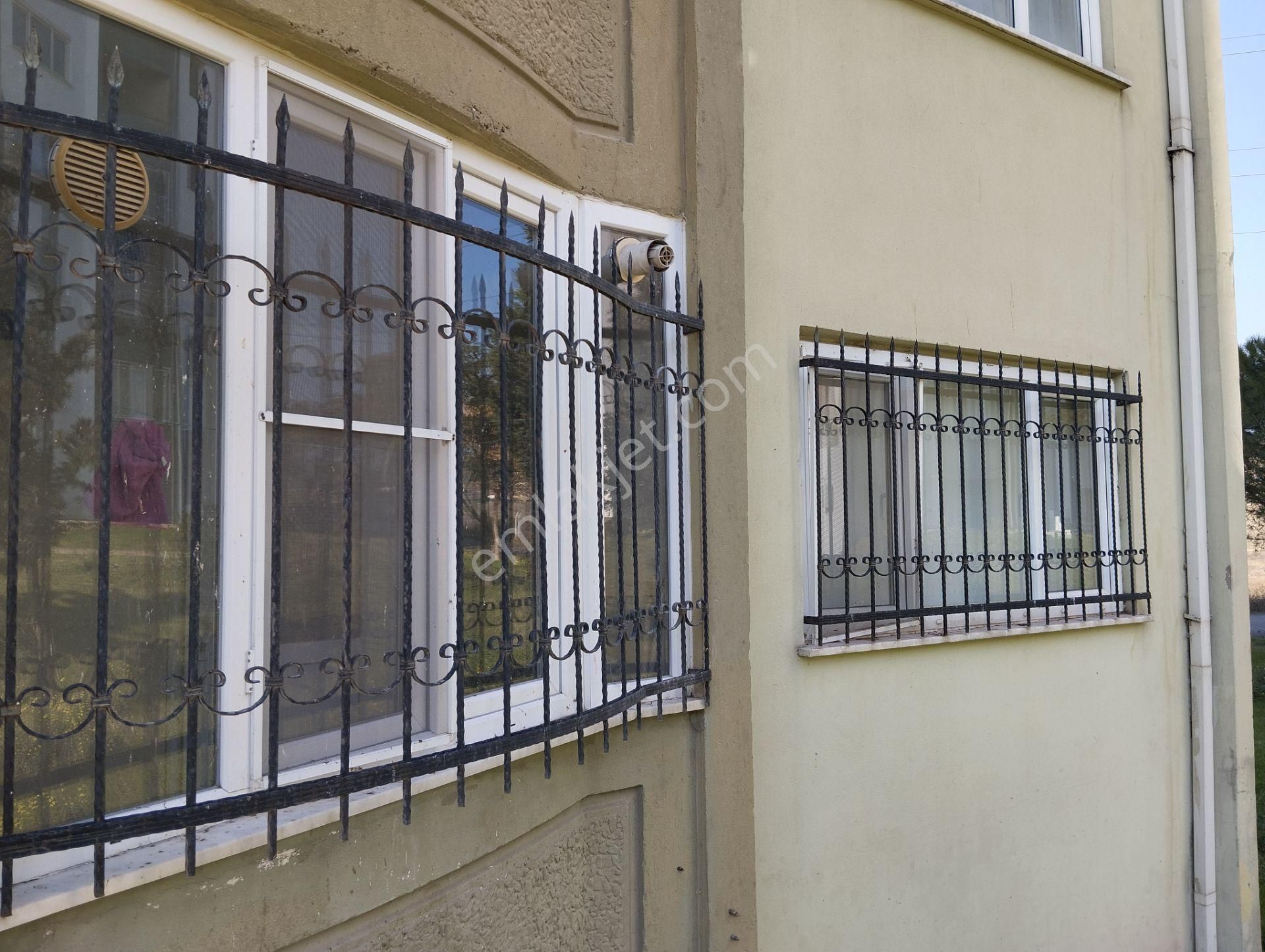 Sahibinden A Blokta Kapalı Balkonlu 1+1 Daire