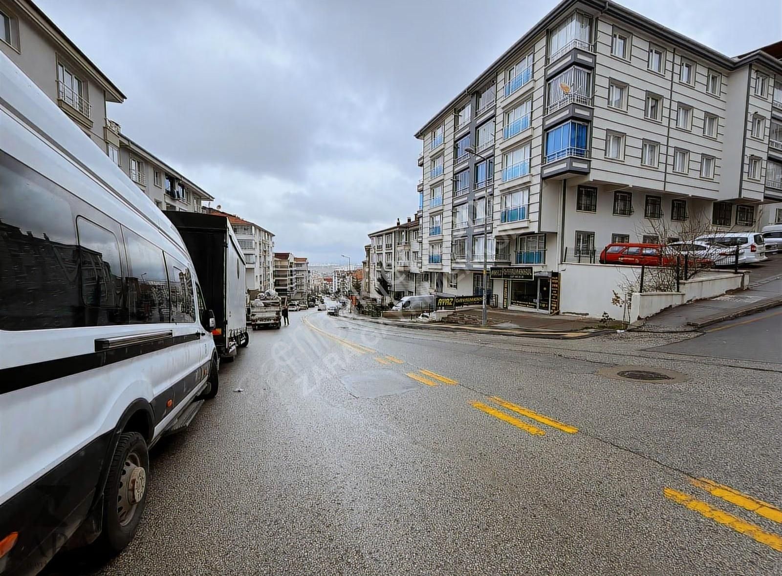 ▄zara▄duralialıç Mah. 928 Cd Üzeri İskanlı/asansörlü 120m² Daire - Görsel 31