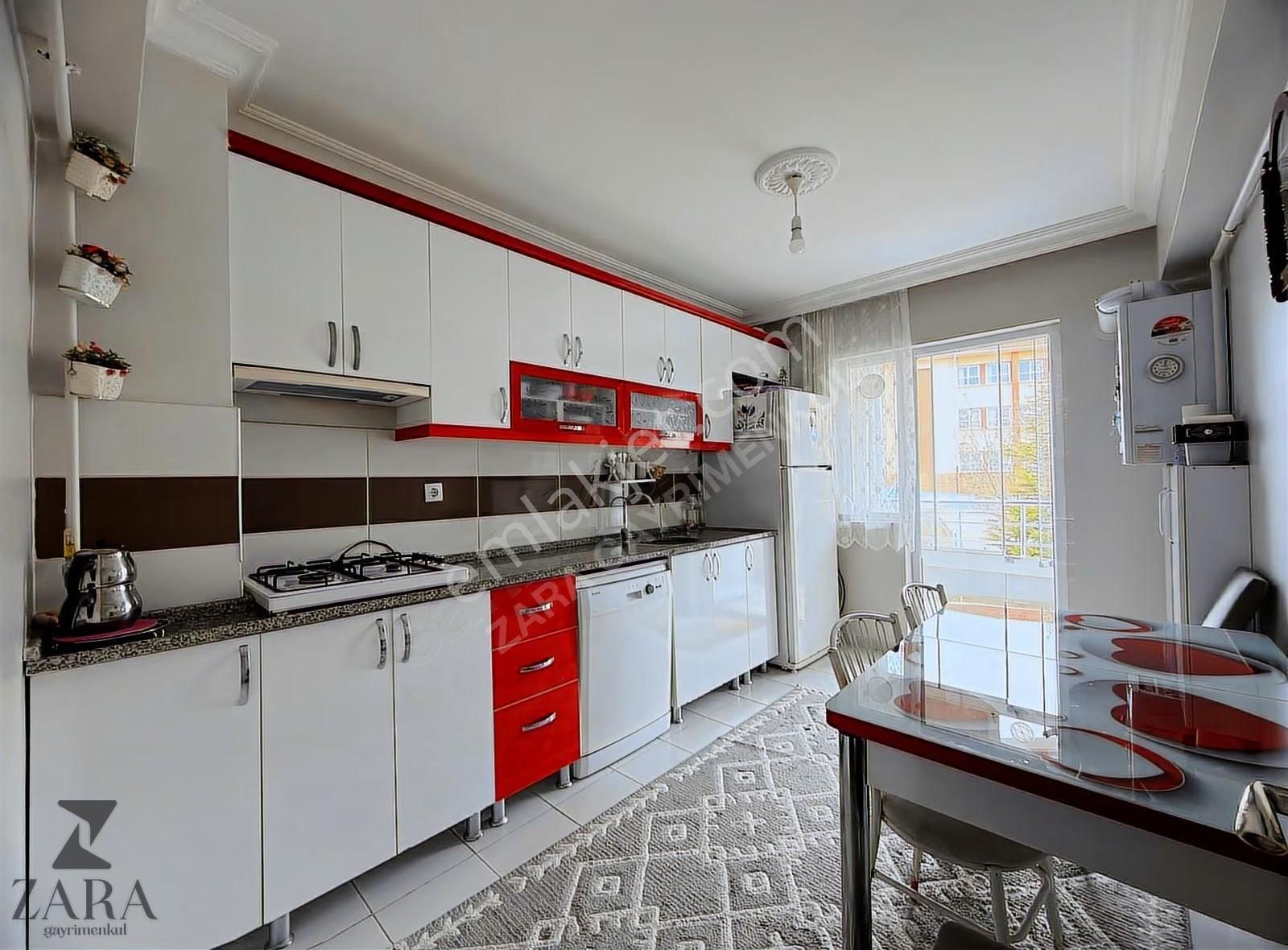 ▄zara▄duralialıç Mah. 928 Cd Üzeri İskanlı/asansörlü 120m² Daire