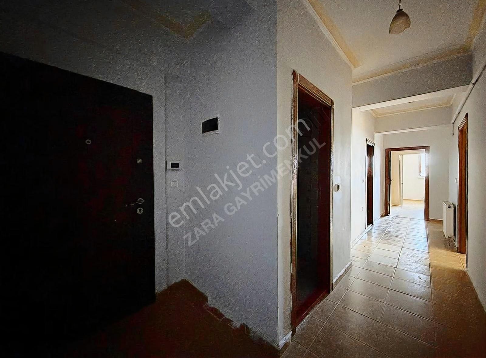 ▄zara▄akşemsettin Mh Ana Cd Üzeri Ara Kat Asansörlü 2+1 Daire - Görsel 32