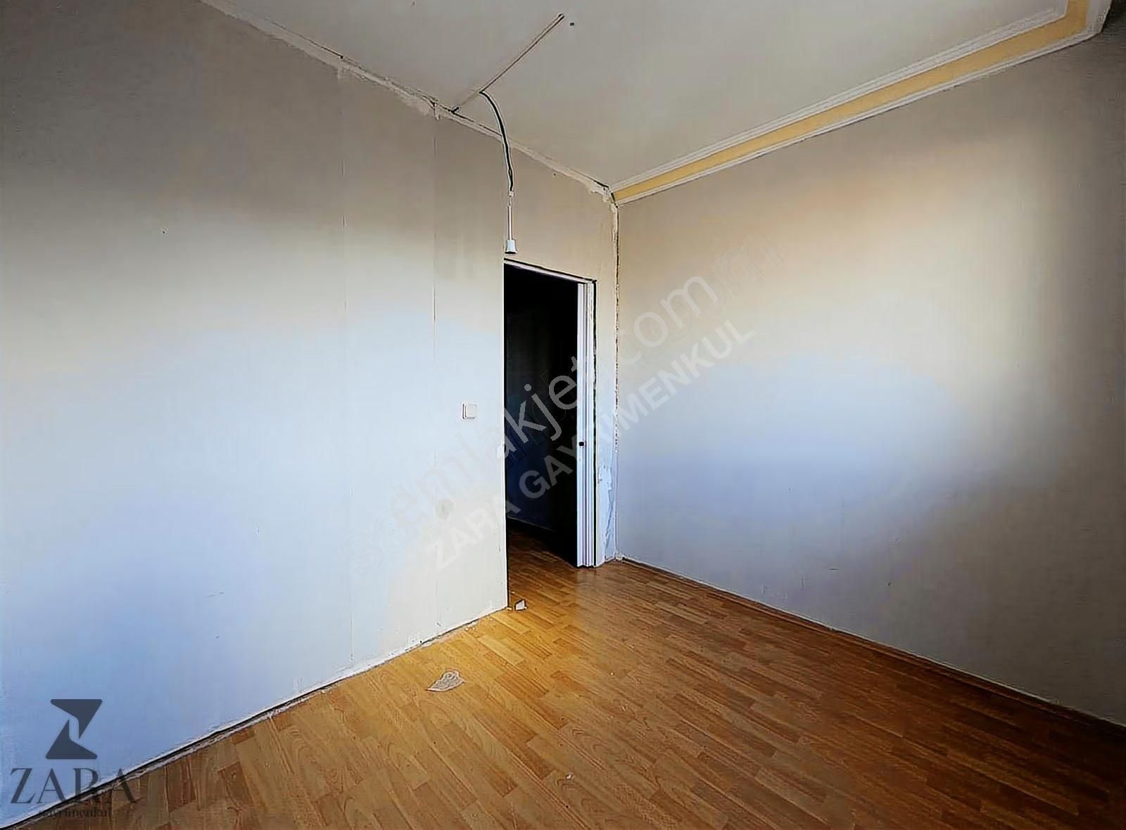 ▄zara▄akşemsettin Mh Ana Cd Üzeri Ara Kat Asansörlü 2+1 Daire - Görsel 10