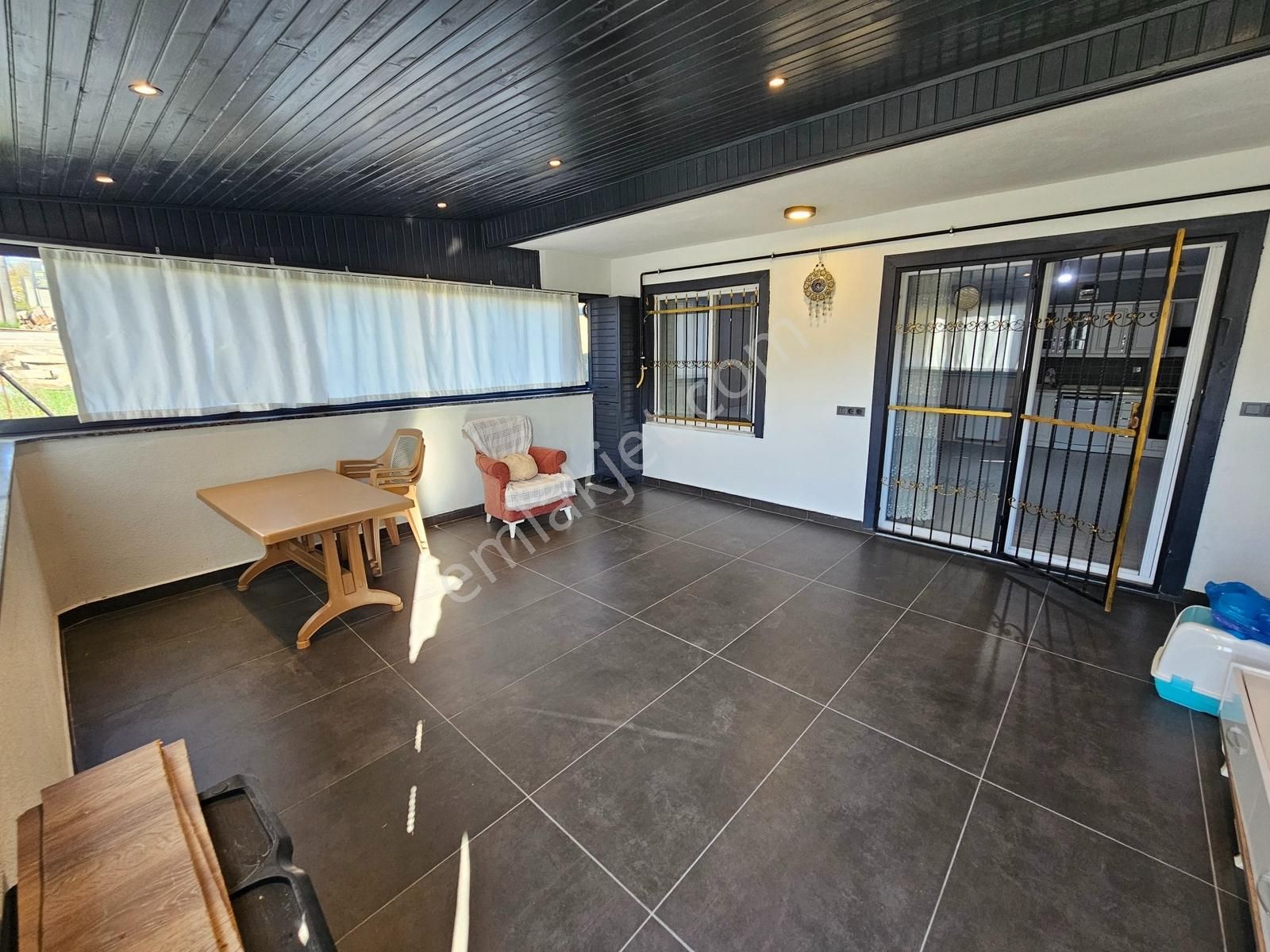 Deniz'den Merkezi Konumda , Kombi Petekli, Beyaz Eşyalı Daire - Görsel 24