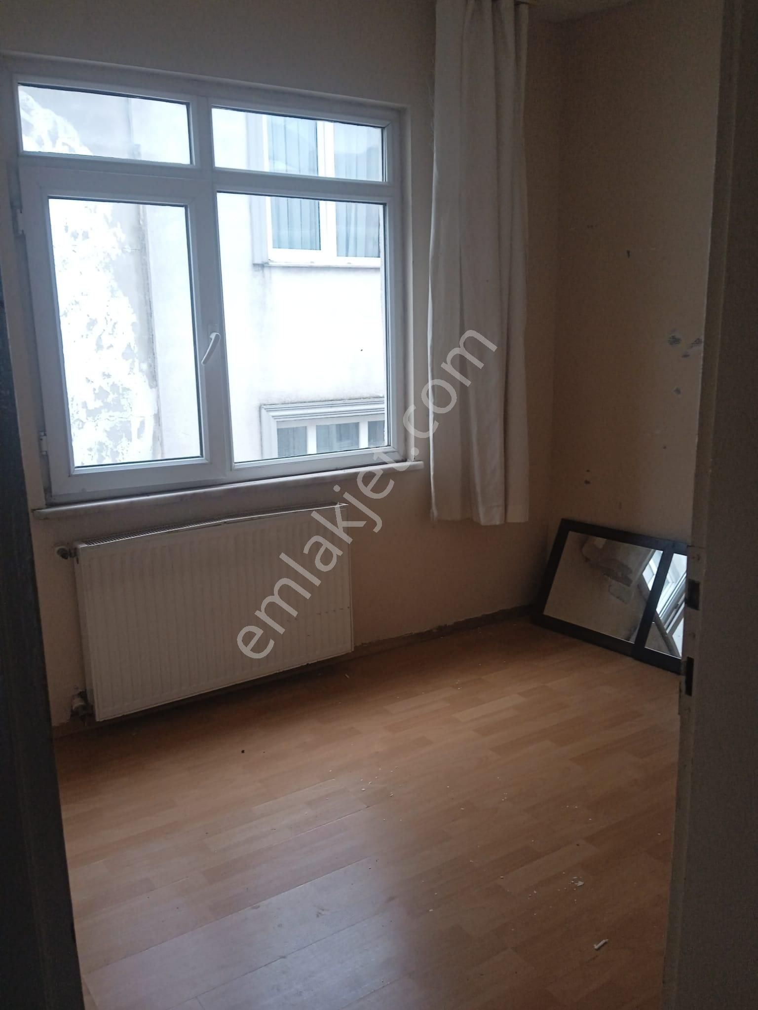 Bahcelievler Hürriyet Mh 3+1 4 Kat Kiralık Daire - Görsel 2