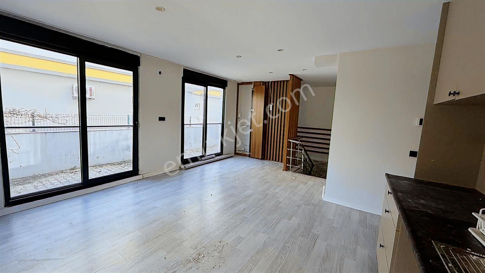 Güzelobada 3+1 Bahçeli Ters Dubleks Kiralık Daıre - Görsel 17