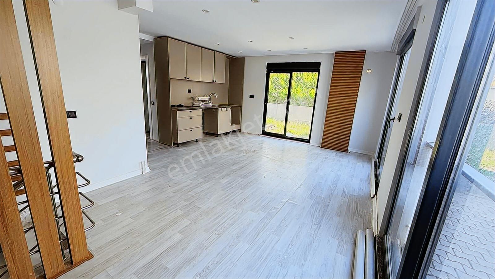 Güzelobada 3+1 Bahçeli Ters Dubleks Kiralık Daıre