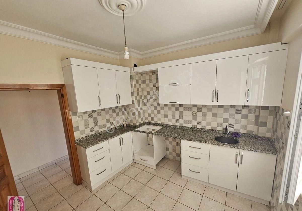 A K Mutludan Bayındırda Ay Sonu Teslim 3+1 Asansörsüz 4.kat Ev - Görsel 9