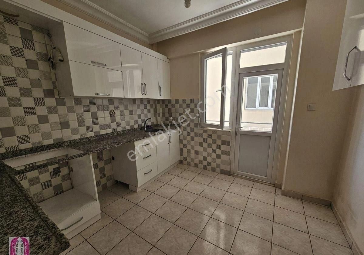 A K Mutludan Bayındırda Ay Sonu Teslim 3+1 Asansörsüz 4.kat Ev - Görsel 33