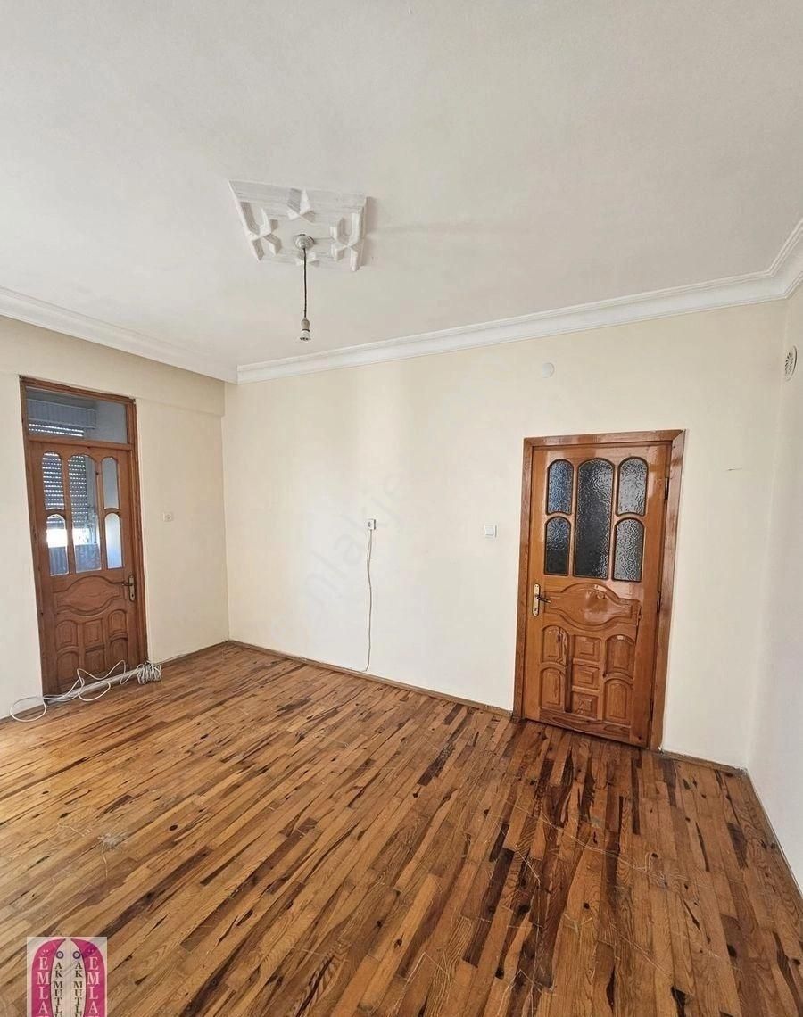 A K Mutludan Bayındırda Ay Sonu Teslim 3+1 Asansörsüz 4.kat Ev - Görsel 12