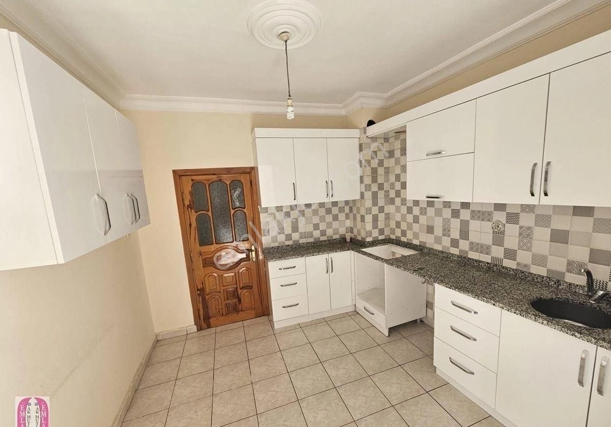 A K Mutludan Bayındırda Ay Sonu Teslim 3+1 Asansörsüz 4.kat Ev - Görsel 5