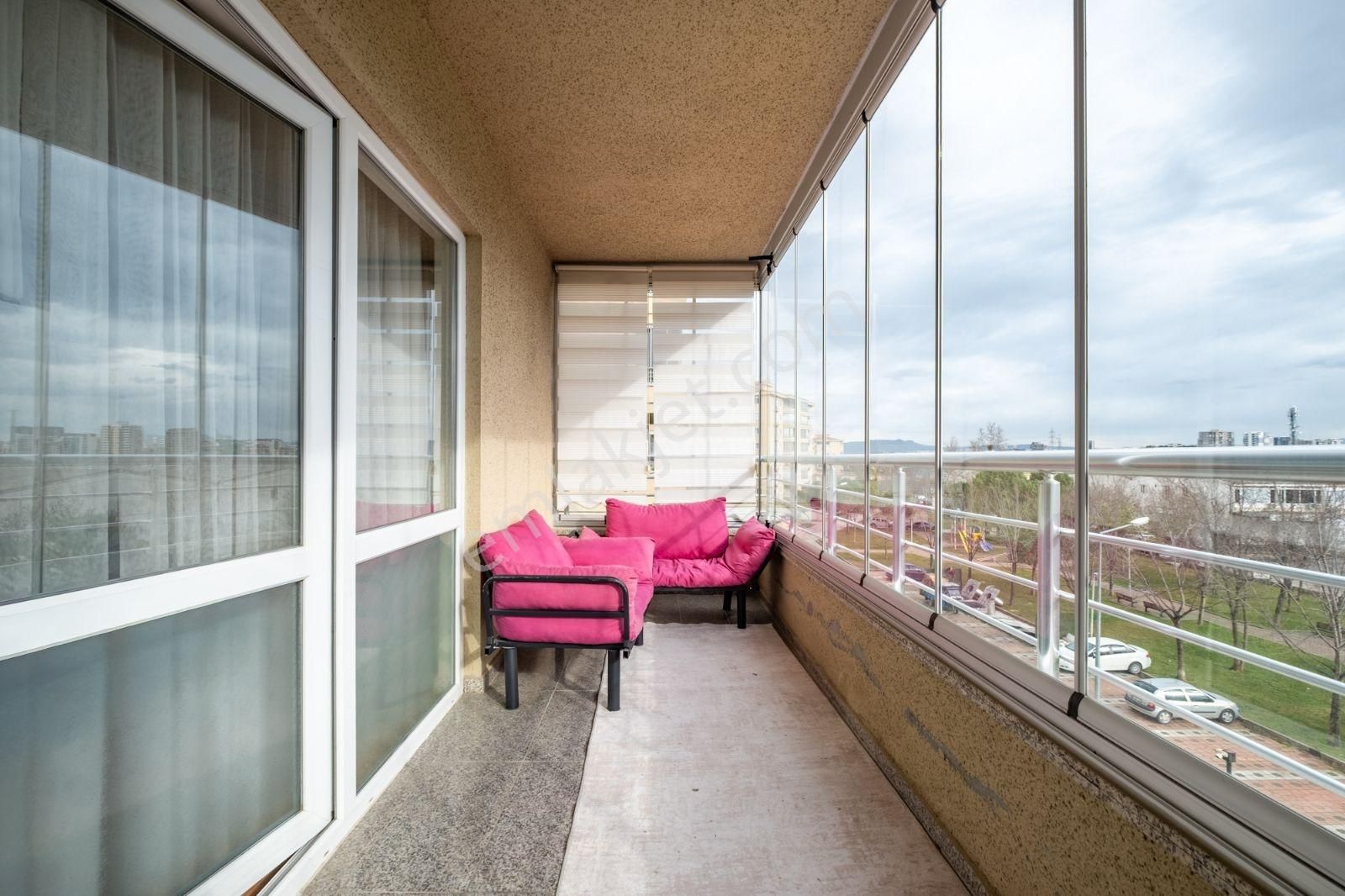 Remax Advantage'den Acil Bakgöryaşam1 Sitesi Arakat Fırsat Daire - Görsel 11