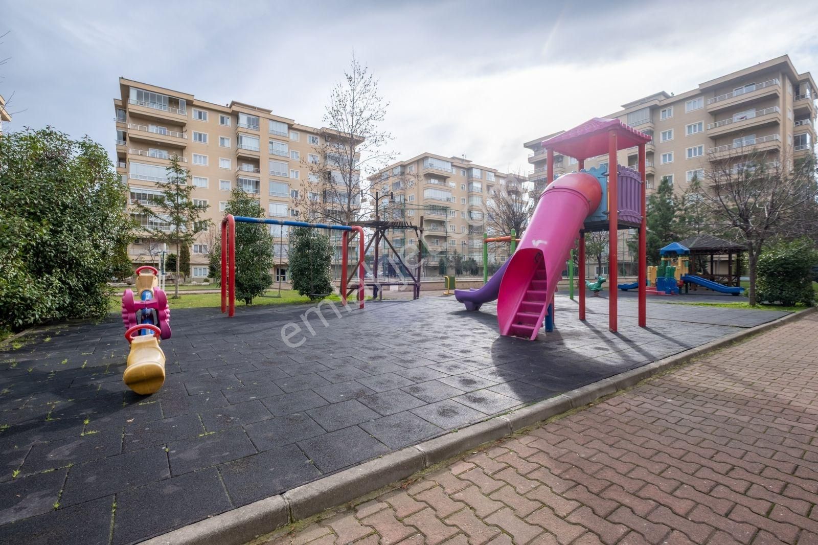 Remax Advantage'den Acil Bakgöryaşam1 Sitesi Arakat Fırsat Daire - Görsel 16