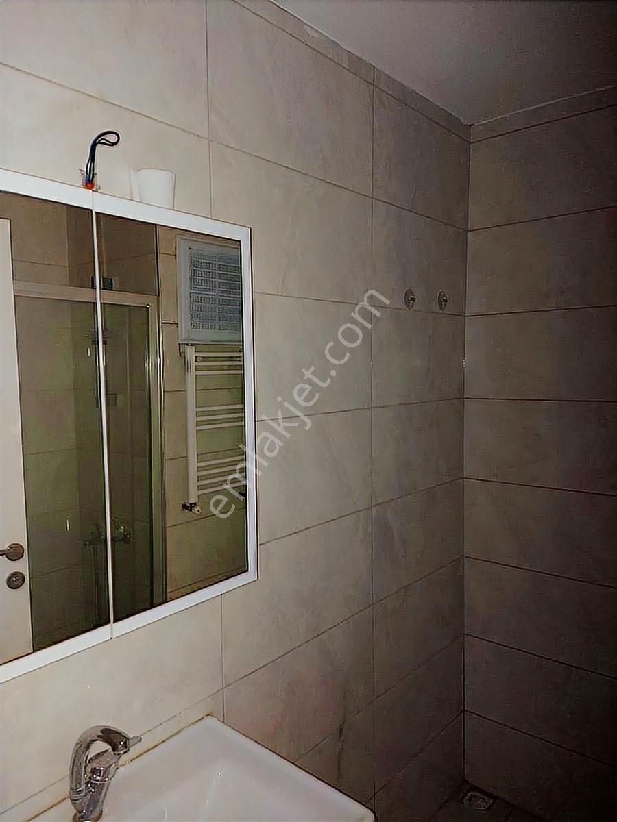 Cumhuriyet Mah. Kiralık: 5 Yaşında 1+1 Bahce Katı Modern Daire ! - Görsel 16