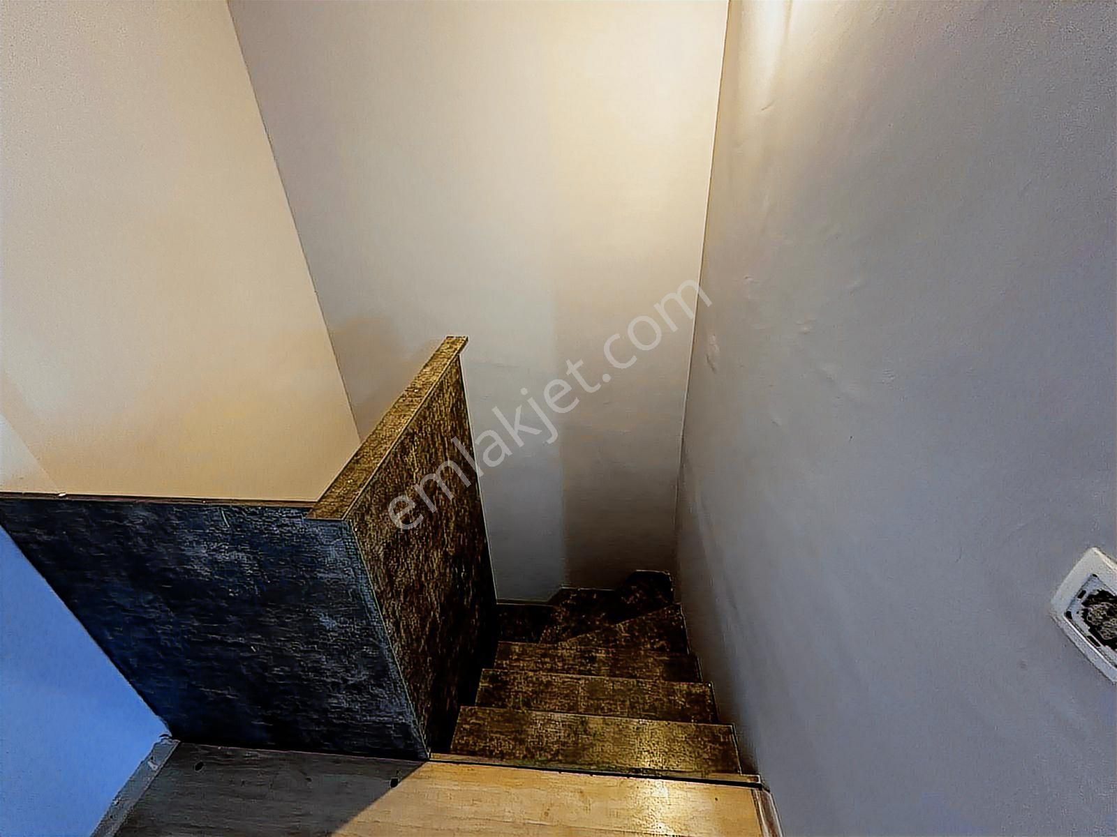 Remax Advantage'dan Kapalı Mutfaklı 2+1 Eşyalı Yeni Daire - Görsel 3