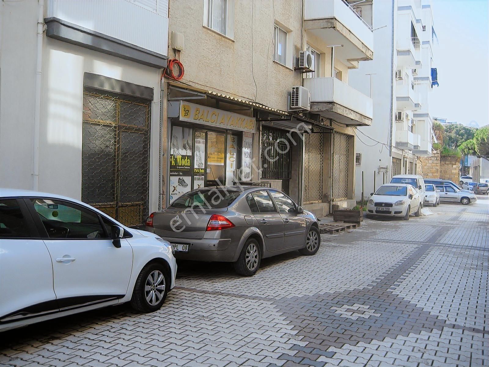 Menemen Çarşıda Cadde Üzerinde Kiralık 85 M2 Dükkan - Görsel 6