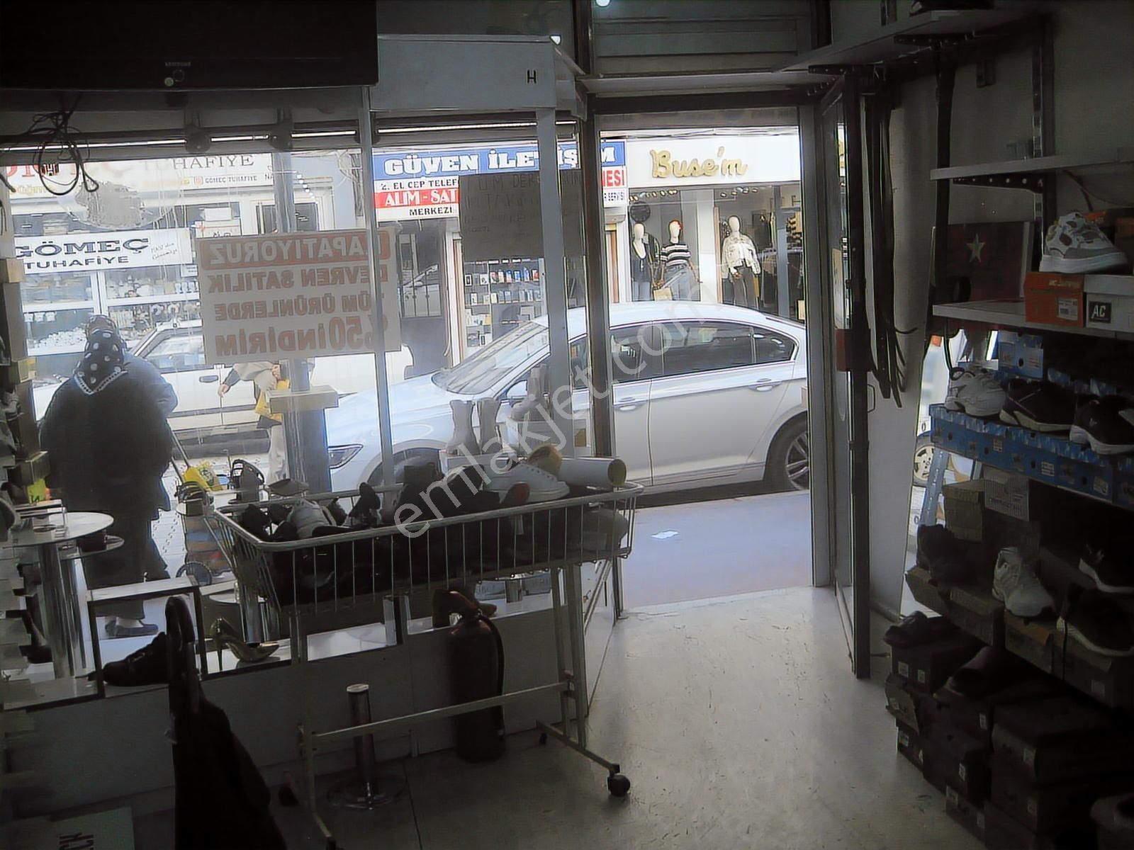 Menemen Çarşıda Cadde Üzerinde Kiralık 85 M2 Dükkan - Görsel 17