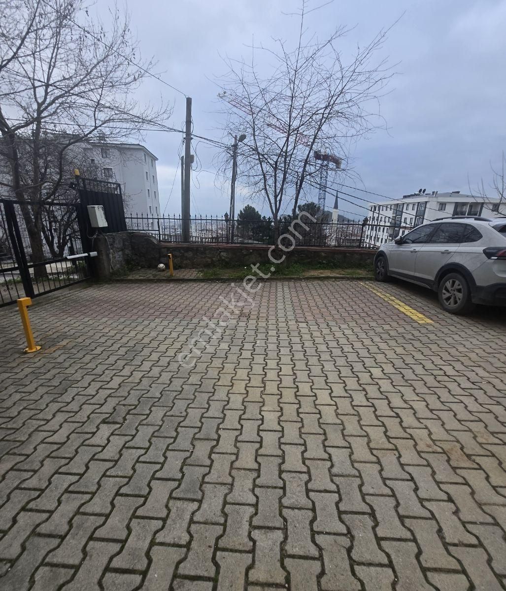 Velibaba Mah. 1+1 Kiralık 120m2 Eşyalı Teras Asansör Deniz Manza - Görsel 8