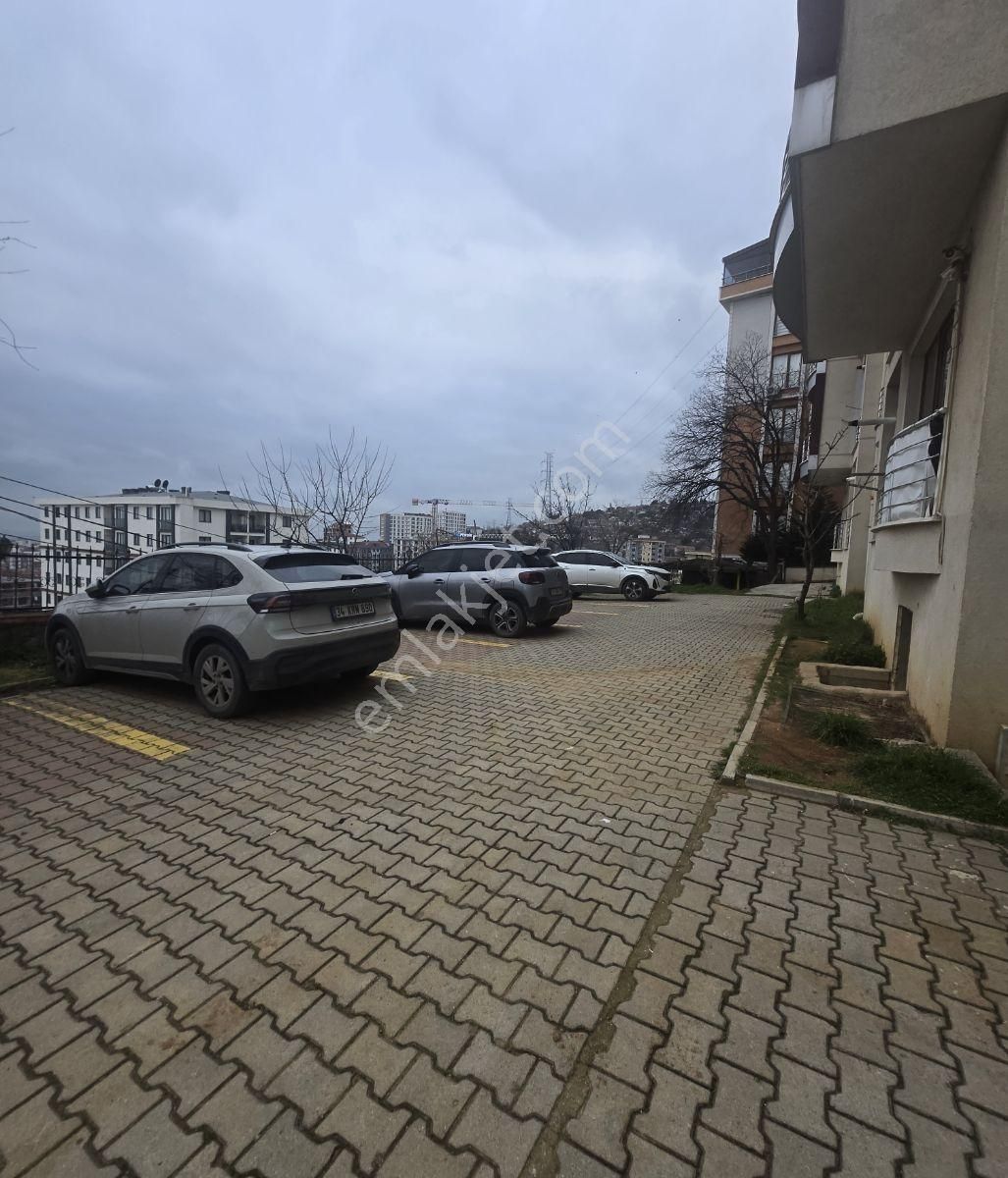 Velibaba Mah. 1+1 Kiralık 120m2 Eşyalı Teras Asansör Deniz Manza - Görsel 9
