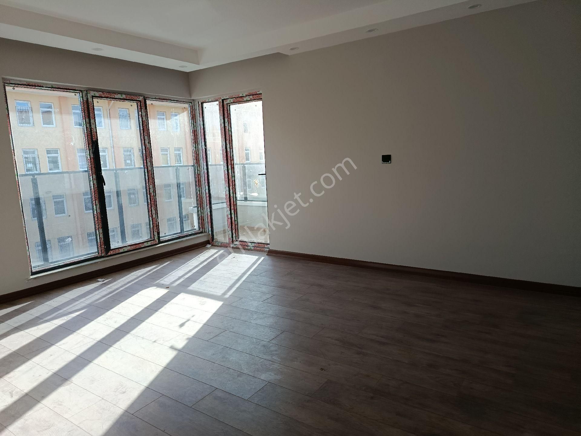 Süvari Mahallesi 2. Kat Asansörlü, 3+1 Ebeveyn Banyolu, Site Dairemiz. - Görsel 10