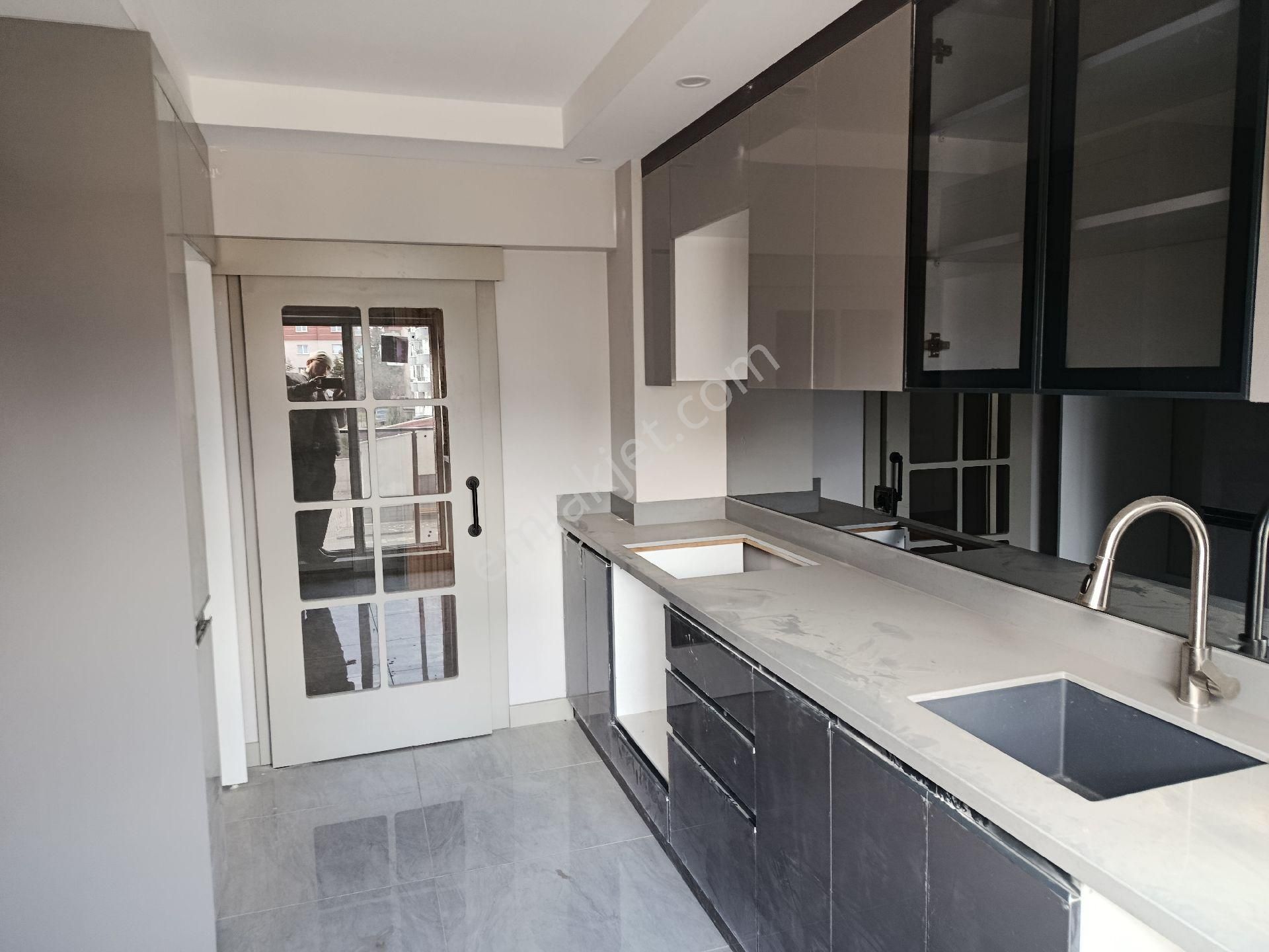 Süvari Mahallesi 2. Kat Asansörlü, 3+1 Ebeveyn Banyolu, Site Dairemiz. - Görsel 17