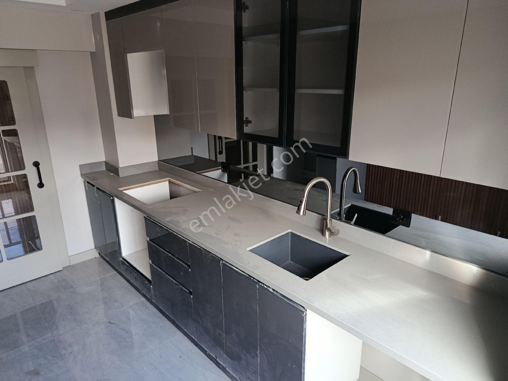 Süvari Mahallesi 2. Kat Asansörlü, 3+1 Ebeveyn Banyolu, Site Dairemiz. - Görsel 15