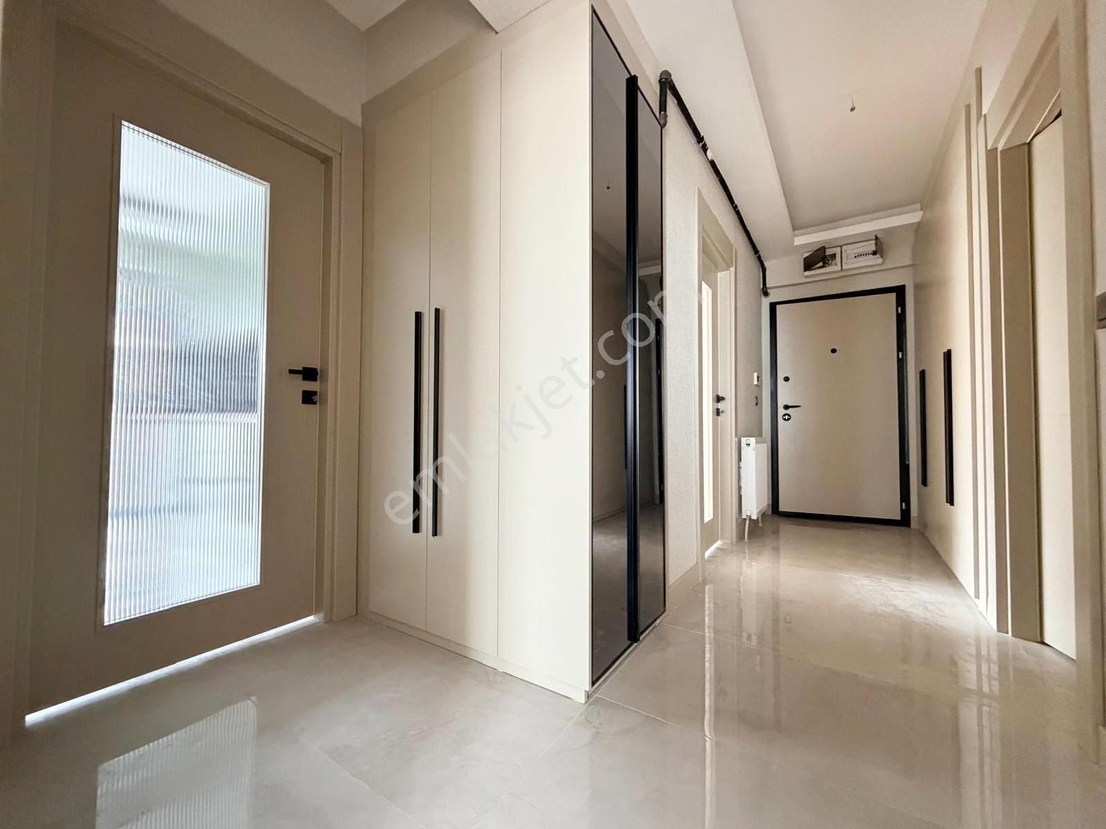 Menderesde Çarşı İçerisinde Anahtar Teslim Ultra Lüx Daire !!! - Görsel 32