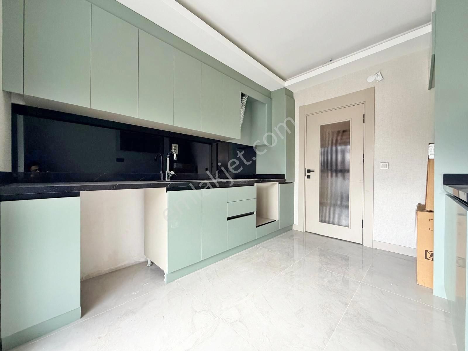 Menderesde Çarşı İçerisinde Anahtar Teslim Ultra Lüx Daire !!! - Görsel 12