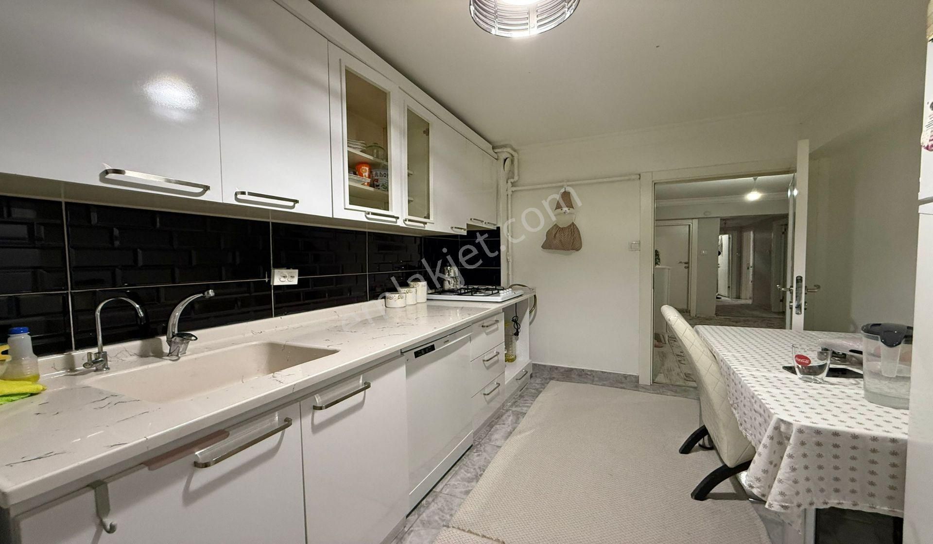 Osmangazi Baştuğ Sok 3+1 Full Yapılı Açık Cepheli Balkonlu - Görsel 3