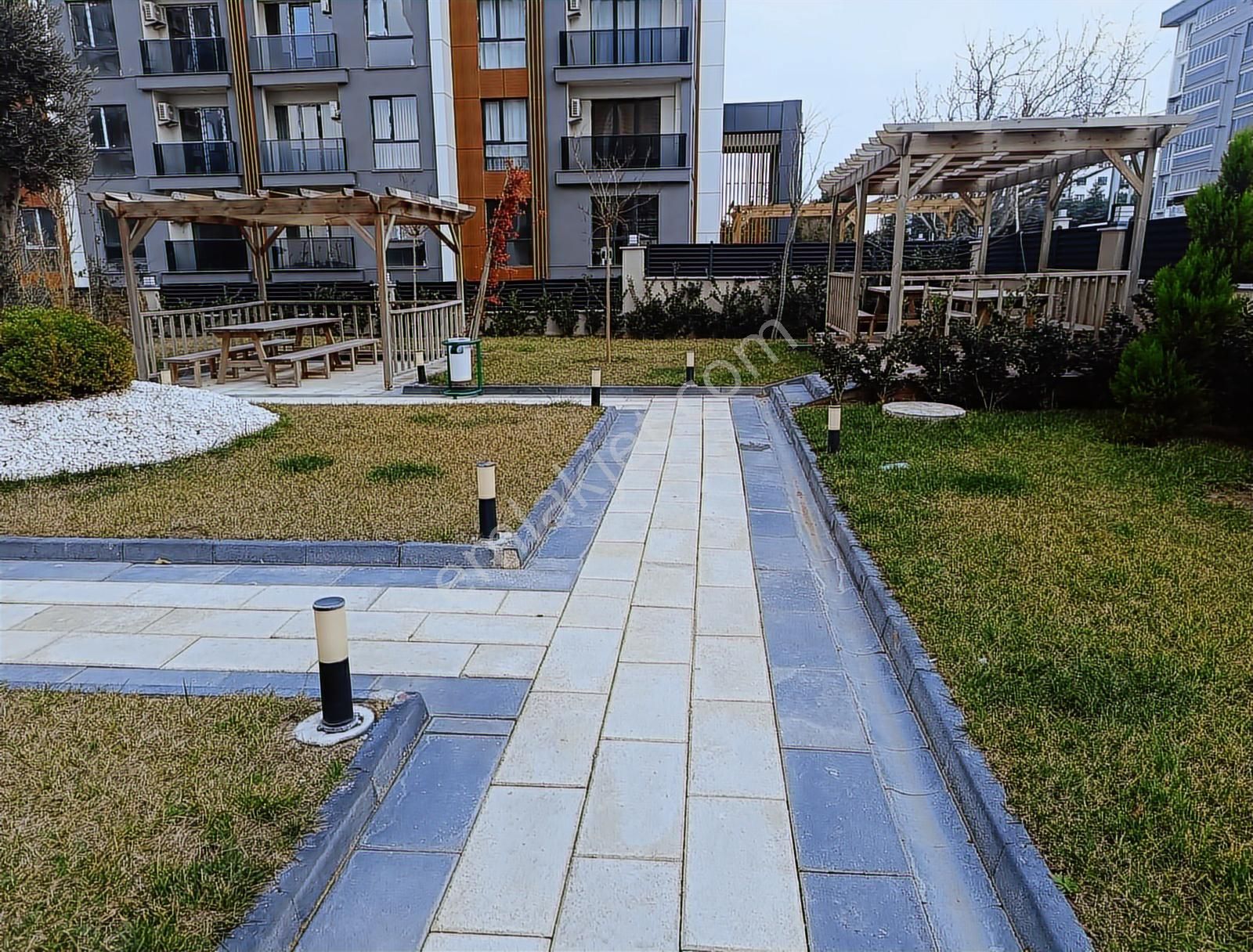 Çorluemlak Konutlar Bölgesi 1+1 55m² Havuz Cepheli Kiralık Daire - Görsel 12