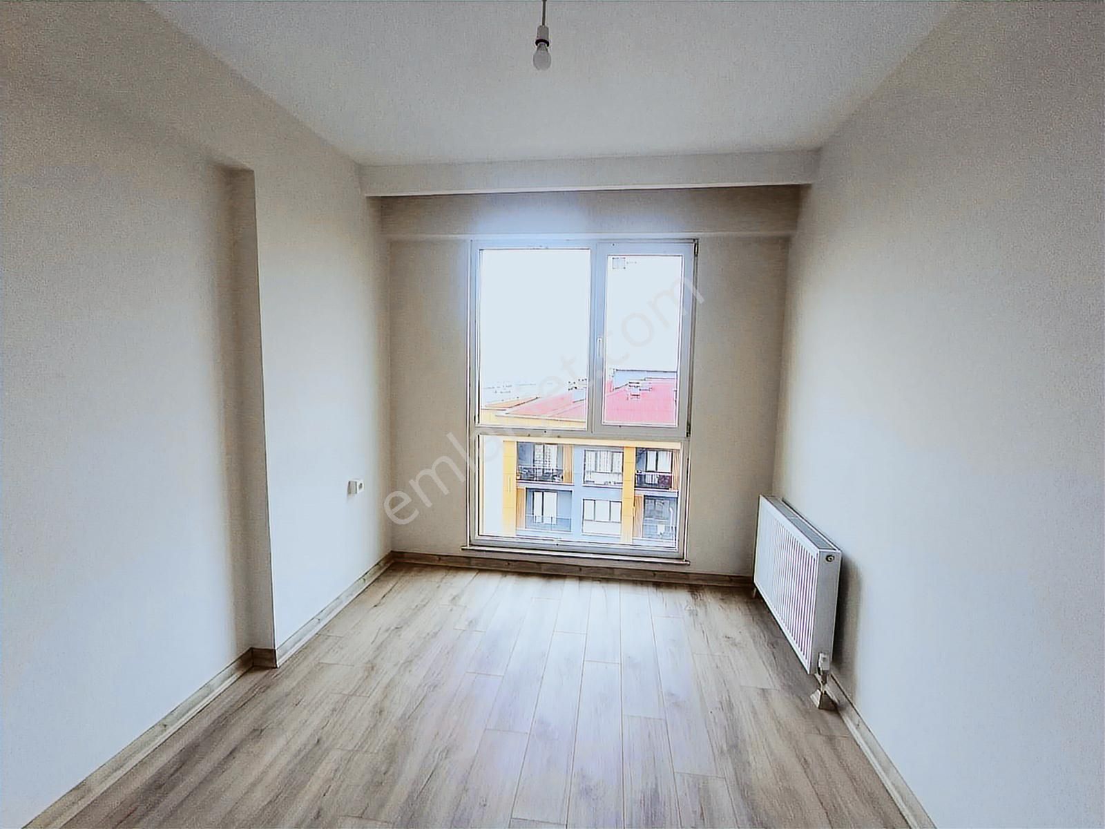 Çorluemlak Konutlar Bölgesi 1+1 55m² Havuz Cepheli Kiralık Daire - Görsel 26