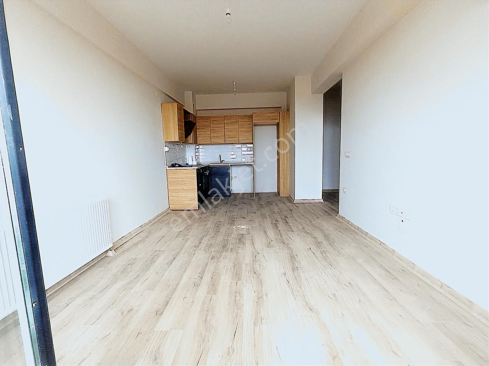 Çorluemlak Konutlar Bölgesi 1+1 55m² Havuz Cepheli Kiralık Daire - Görsel 18