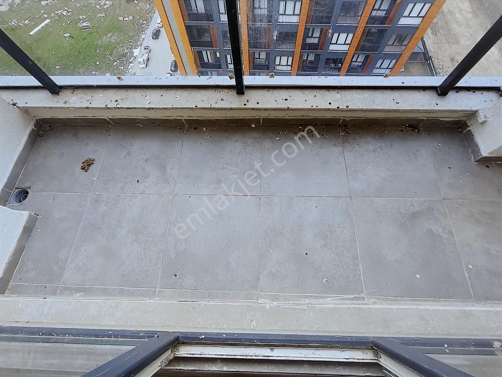 Çorluemlak Konutlar Bölgesi 1+1 55m² Havuz Cepheli Kiralık Daire - Görsel 24