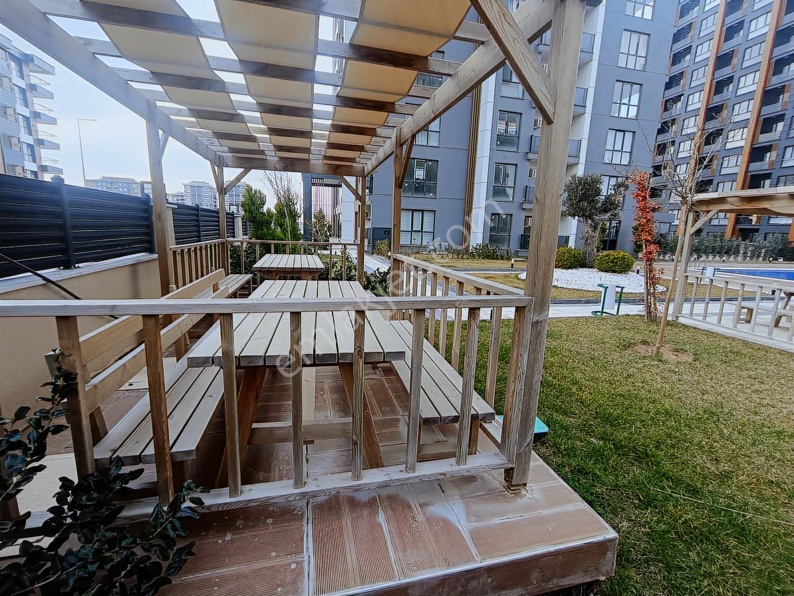 Çorluemlak Konutlar Bölgesi 1+1 55m² Havuz Cepheli Kiralık Daire - Görsel 13