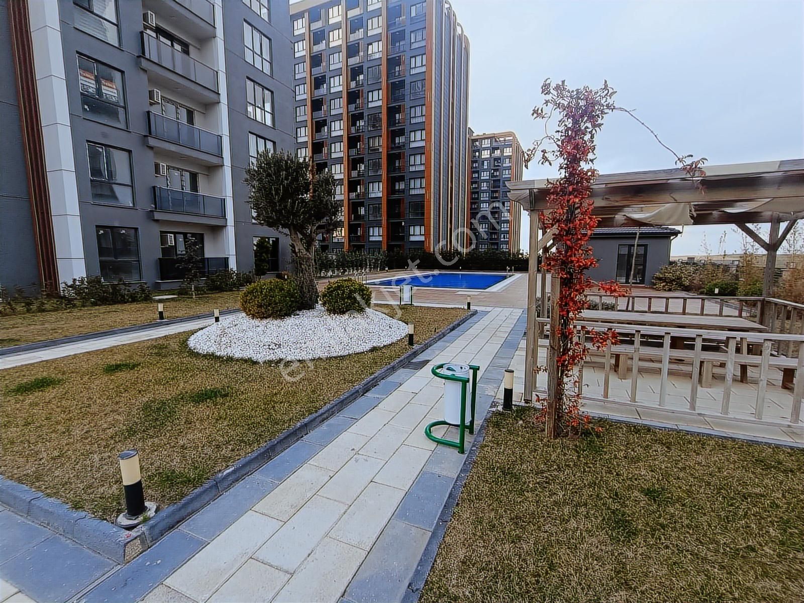 Çorluemlak Konutlar Bölgesi 1+1 55m² Havuz Cepheli Kiralık Daire - Görsel 15