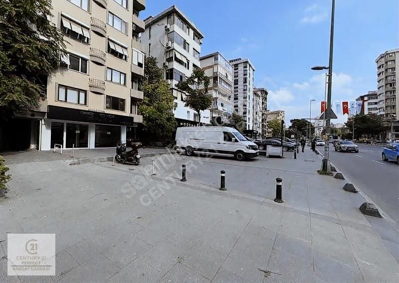Minibüs Caddesi Üzerinde Ön Kullanımlı Dükkan - Görsel 12
