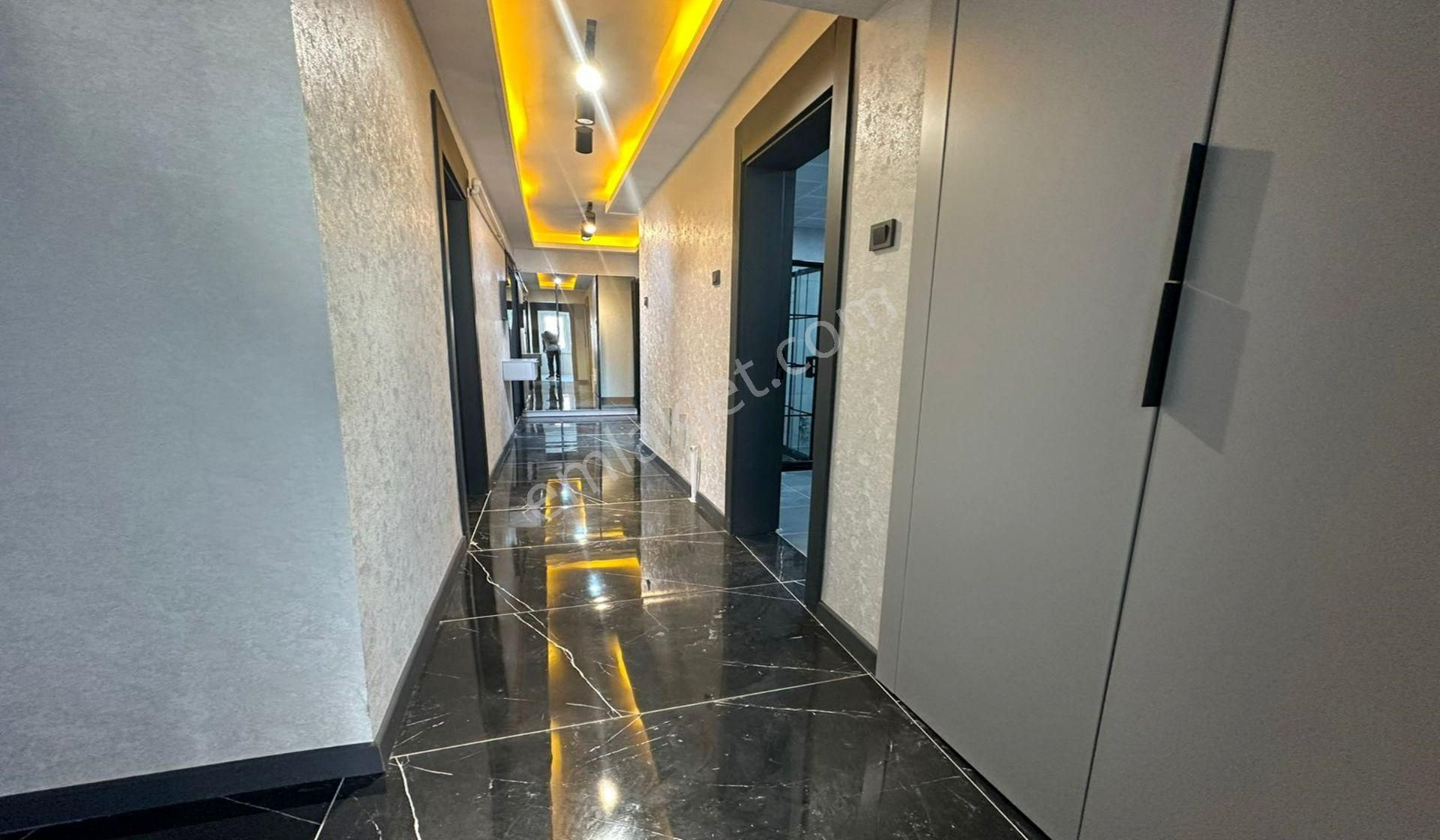 Bademlikde Site Konseptinde 3+1 Lüx Yapılı Kaçırmayın - Görsel 33