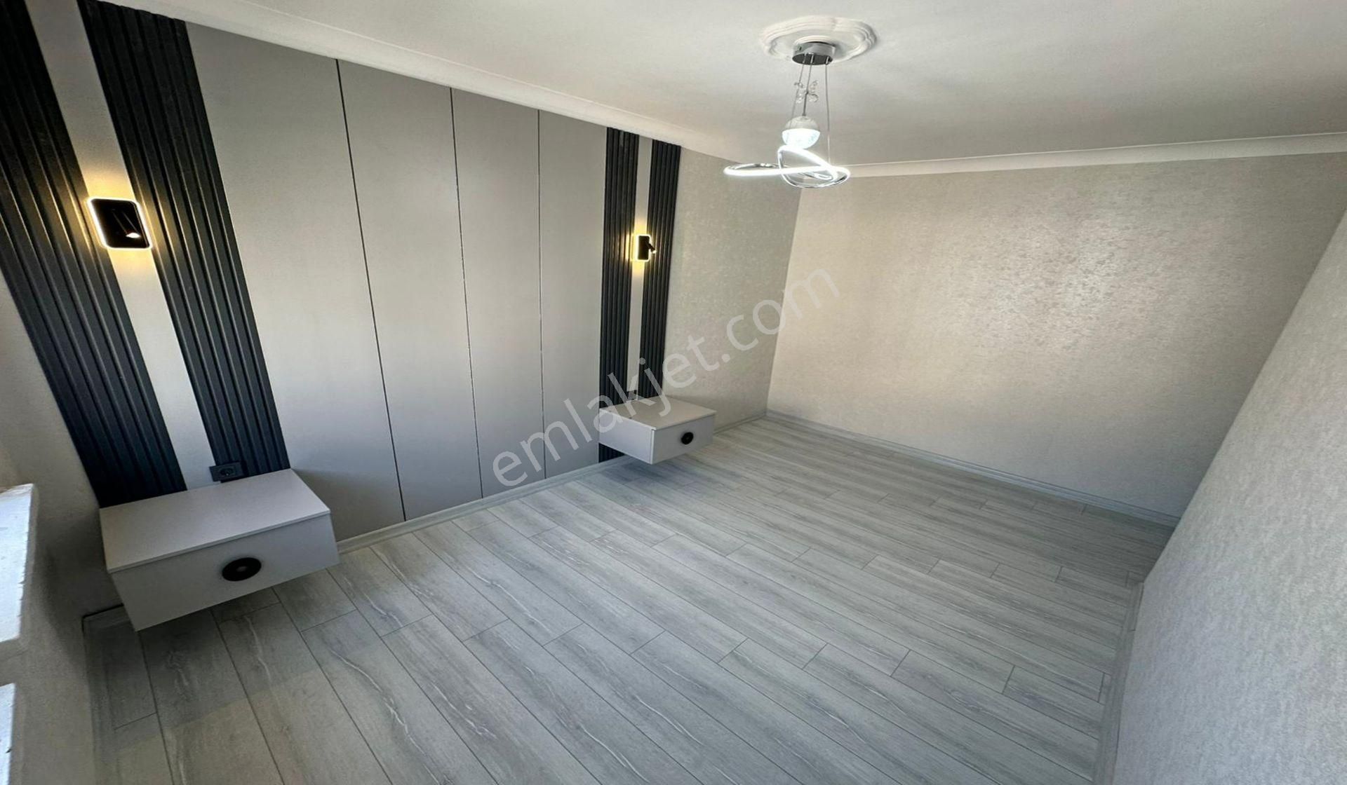 Bademlikde Site Konseptinde 3+1 Lüx Yapılı Kaçırmayın - Görsel 14